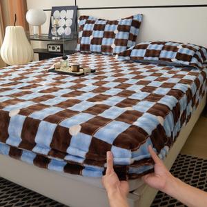 Twin Size Bed Sheet, Luxury Soft Cozy Twin Fitted Sheet with 2 PCS Pillowcases, Velvet Sheets Fits 15 inches Deep Pocket Mattress (Brown and Blue Plaid)