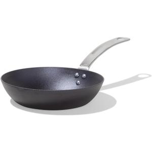 Made In Cookware - Seasoned 8" Carbon Steel Frying Pan - (Like Cast Iron, but Better) - Professional Cookware - Crafted in Sweden - Induction Compatible