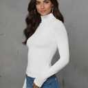 Women's Turtleneck Long Sleeve Shirts Slim Fitted Based Thermal Underwear Lightweight Active Shirt Fall Clothes 2025 (White, M)