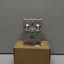 Hand-made Fuzz Pedal, classic fuzz distortion Guitar Pedal Legendary fuzz, True Bypass, DC 9V, Pedal for Electric Guitar Silver Gray