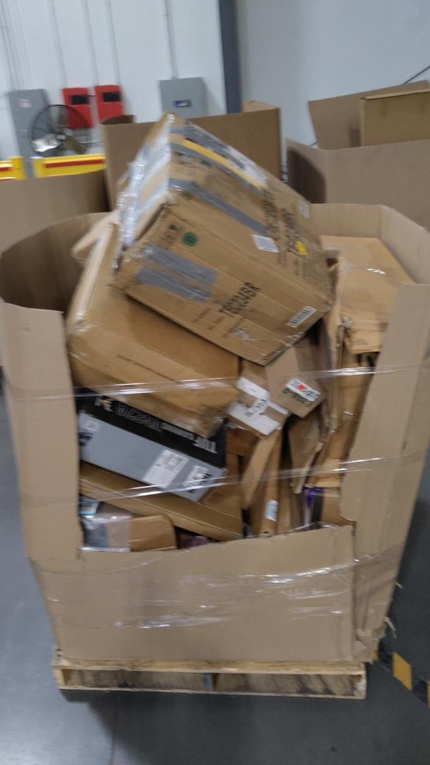 Pallet Of Salvage Items
