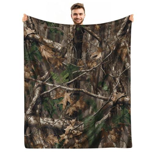 KOYI Camo Blanket - Soft Plush Hunting Gifts for Men, Realistic Forest Woodland Camo Throw Blanket, Green Brown, 60"x50"