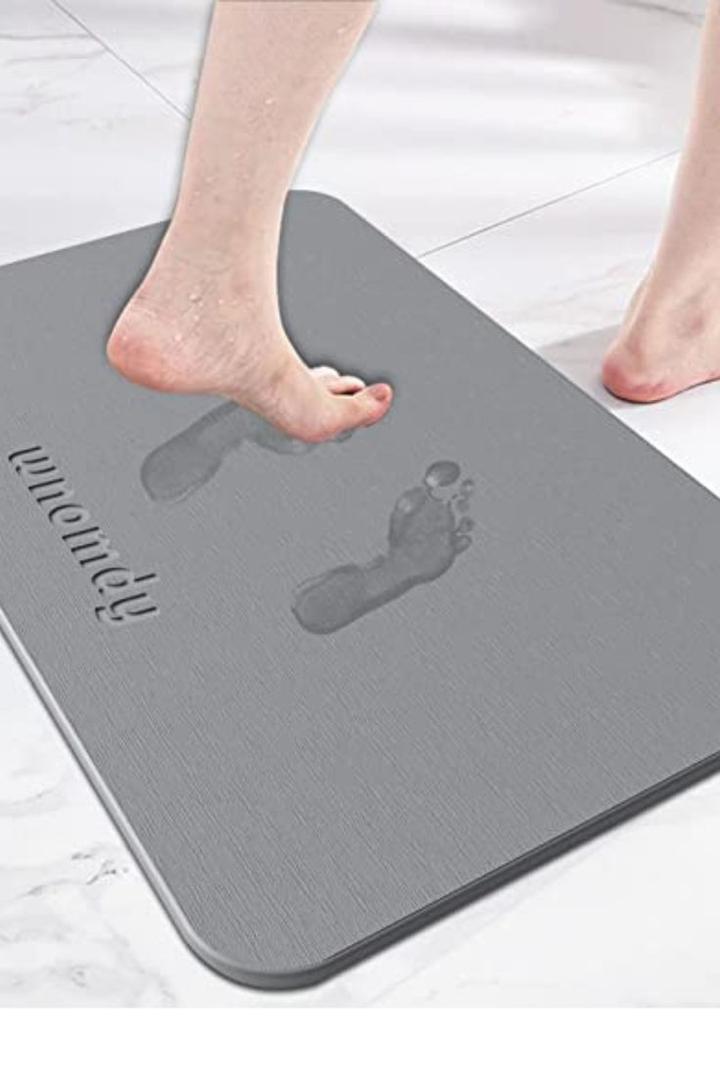 WNOMDY Bath Stone Mats Diatomaceous Earth Bath Mat Fast Water Drying Super Absorbent Diatomite Mat with Non-Slip for Bathroom Shower Floor,Kitchen Absorbent Pad,15.35x23.62inch,Light Grey,Hard 1-Pack
