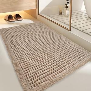 WIKUVO Waffle Bath Mat, 17x24 Brown Bathroom Mat with Super Absorbent, Machine Washable Non-Slip Bathroom Mat Comfortable and Soft