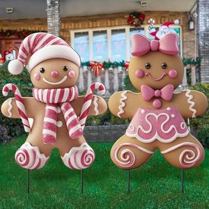 Memorywuu 2 Pack Christmas Yard Stakes Metal Stakes 3D Boy and Girl Yard Sign Christmas Outdoor Decorations for Outside Holiday Xmas Winter Ornament Lawn Pathway(Pink Gingerbread Man Couple)