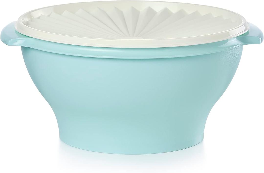 Tupperware Heritage Collection 17.25 Cup Bowl with Starburst Lid, Light Blue Vintage Color, Dishwasher Safe and BPA Free (4.1 L)