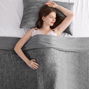 Elegear Revolutionary Cooling Blanket Queen Absorbs Heat to Keep Body Cool for Night Sweats, Arc-Chill3.0 Cool Fiber Q-Max>0.5 for Hot Sleepers, Lightweight Summer Cold Blankets for Sleeping 79" x 86" (Black)