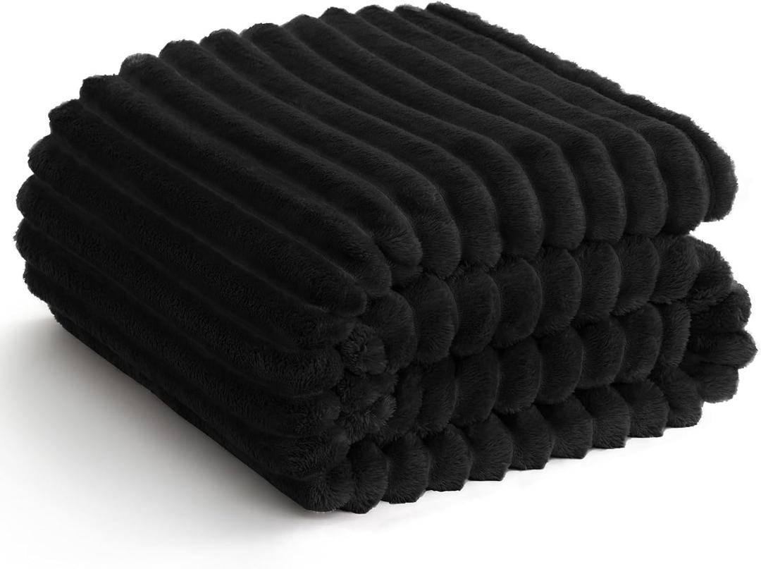 Black Throw Blanket for Couch - 300GSM Soft Cozy Blankets, Cute Small Lightweight Fleece Throws, Birthday Gifts, Home Dorm Decor, Black, 50x60 Inches