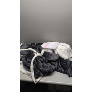 Electrically Heated Robe, Gray, Size Unknown