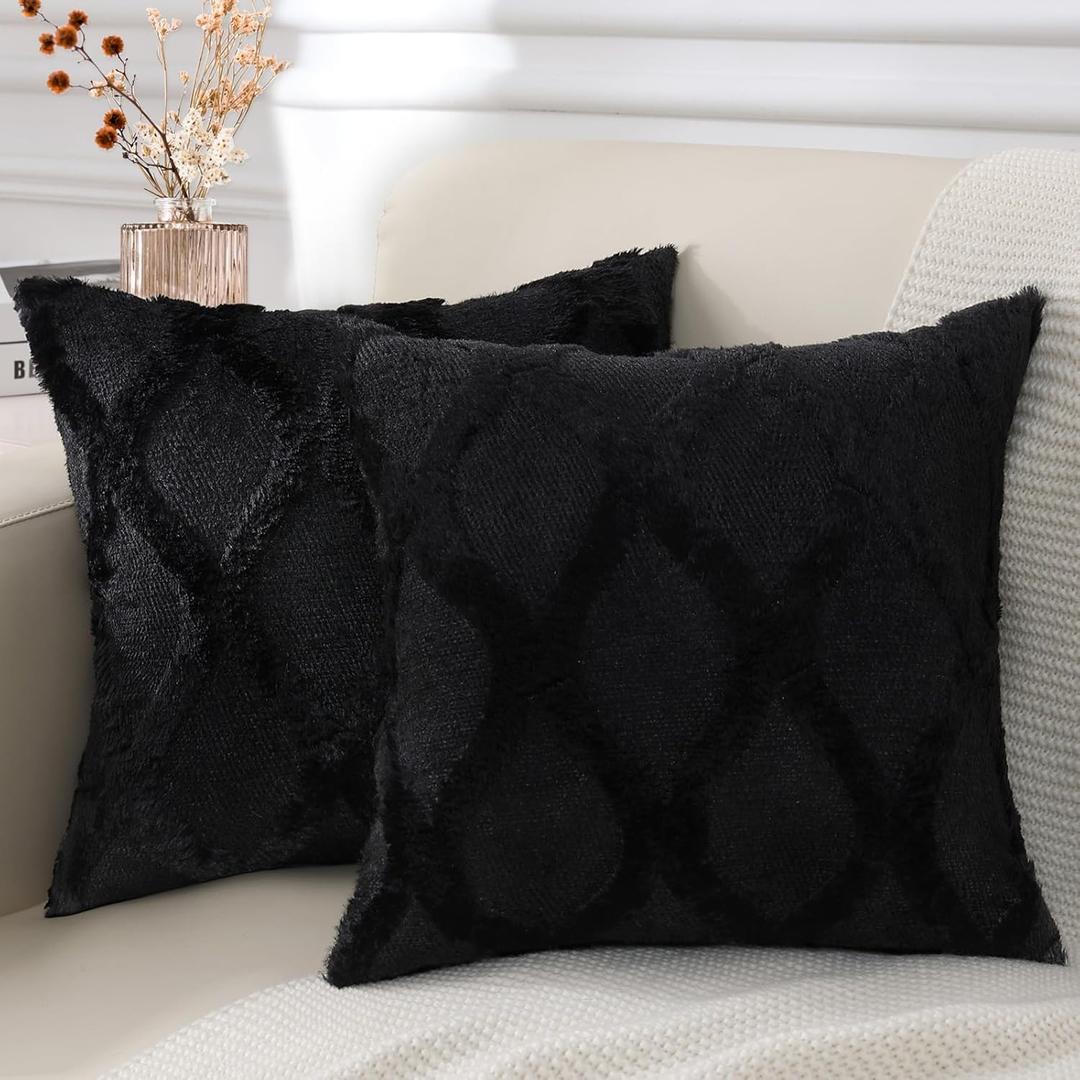decorUhome Throw Pillow Covers 18x18 Inch Set of 2, Soft Plush Faux Fur Wool Black Couch Pillow Covers, Decorative Neutral Pillow Cases for Bed Sofa Living Room Home Decor