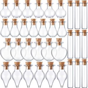 Patelai 50 Pcs Mini Glass Bottles Jars with Cork Stoppers Tiny Cork Glass Bottles Small Wishing Message Jars DIY Decor for Winter Christmas Party Wedding Baby Shower Favors Supplies(Geometric Shape)