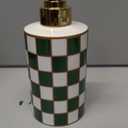 Green White Checkered Ceramic Soap Dispenser, Checkerboard Refillable Lotion Dispenser Pump Bottle for Kitchen, Bathroom Countertop, Modern Farmhouse Home Decor, 10oz (Green)