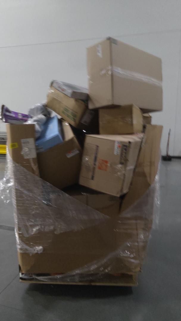 Pallet of Salvage Items 