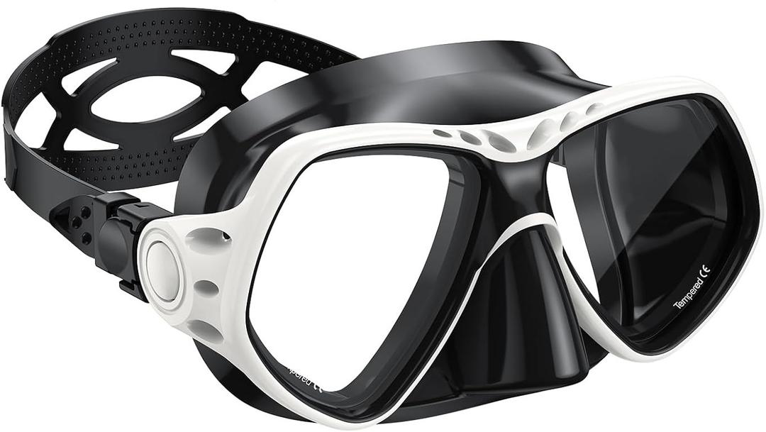 Swim Goggles with Nose Cover, Anti-Fog and Anti-Leak Clear Snorkeling Mask for Adults and Teens, White
