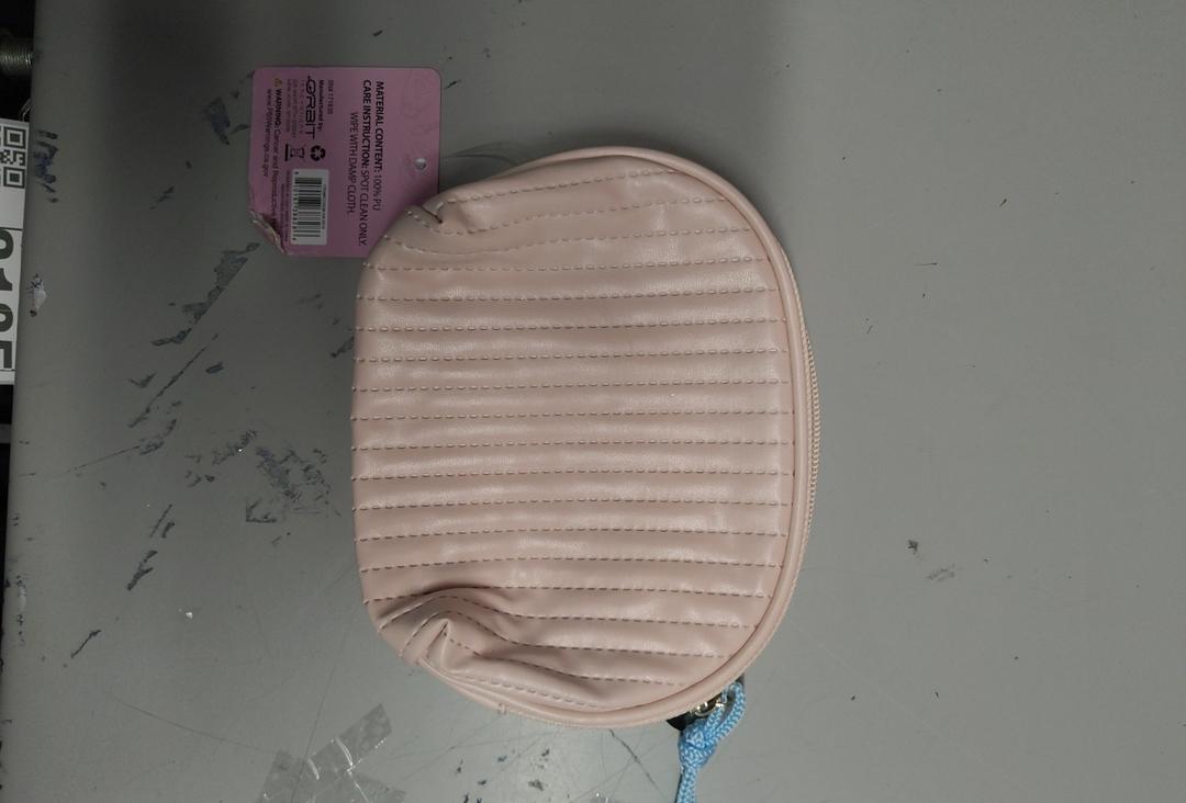 Cosmetic bag