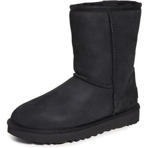 UGG Women's Classic Short II Boot (9, Black)
