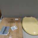 Bemis Classic Colors Slow Close Toilet Seat, Easy Clean Hinges and Durable Plastic Seat, Made in USA, Round, Harvest Gold