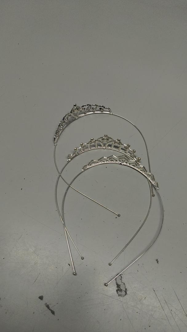 3 Pcs Tiaras Crowns Headbands for Girls Women,Small Tiara Bulk Silver Tiaras Crown Princess Rapunzel Crowns for Wedding Birthday Crystal Tiara for Prom, Bride, Pageant, Halloween