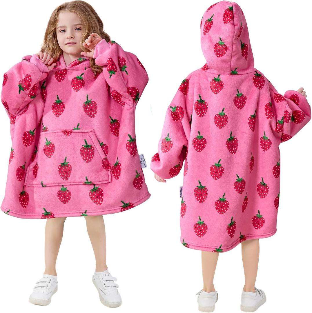 MIZZEO Kids Wearable Blanket Hoodie, Oversized Sherpa Wearable Blanket with Hood Pocket and Sleeves for Toddlers, Cute Hoodies 2-6 Year Old Girls Youth Birthday Gifts (Strawberry)