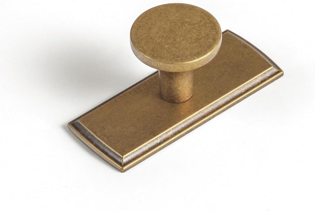 Goo-Ki 6 Pack Classic Elegance Antique Brass Cabinet Knobs with Backplate - Luxurious Detail for Kitchen - Vintage Handles for Homeimprovement Hardware (2 3/4 Inch Overall Length)