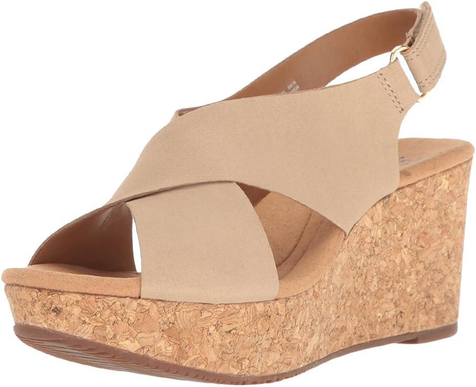 Clarks Women's Annadel Eirwyn Wedge Sandal (Beige, 9)