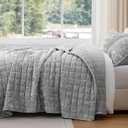 BEDELITE Velvet Quilt Set Queen Size - Luxury Velvet Comforter Bedding Set 3 Pieces, Lightweight Soft Cozy Shiny Light Grey Oversized Bedspread Coverlet for All Seasons with 2 Pillow Shams
