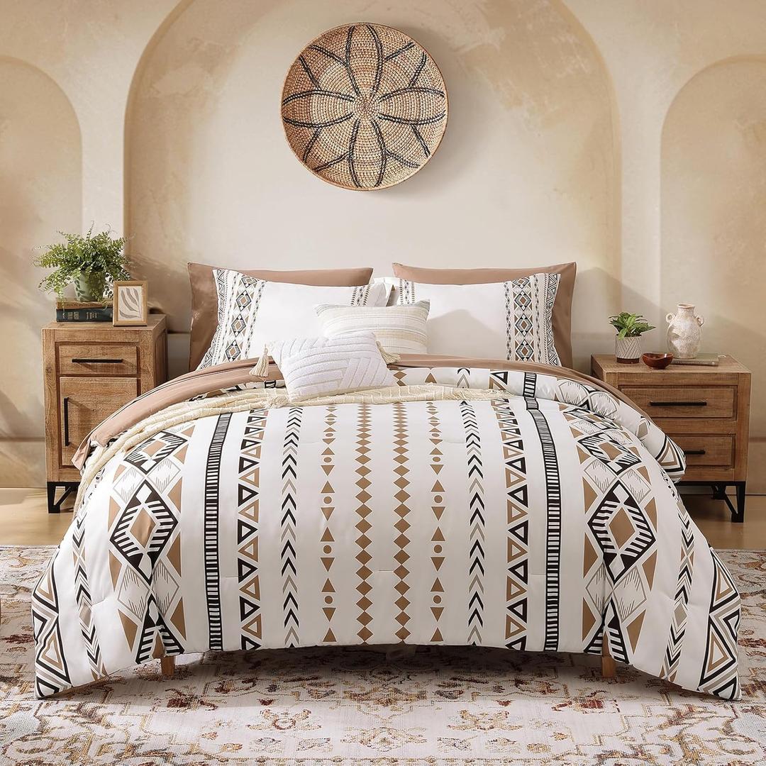 CASAAGUSTO Full Size Comforter, 7 PCS Boho Comforter Full Size, Bohemian Striped Bed in A Bag, Soft Bedding Set for All Seasons(Brown, 80"X90")
